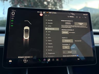Tesla 2020 bilde 30