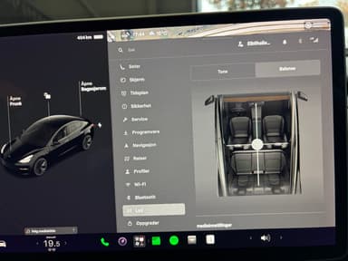 Tesla 2021 bilde 32