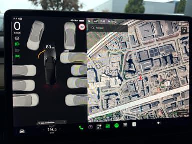 Tesla 2021 bilde 34