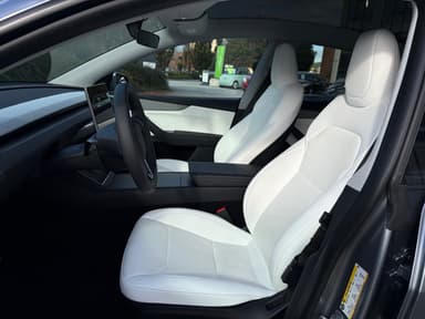 Tesla 2026 bilde 9