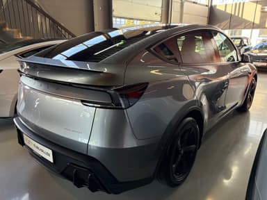 Tesla 2026 bilde 2