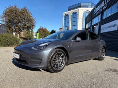 Tesla 2020 bilde 43