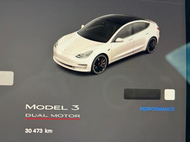 Tesla 2022 bilde 14
