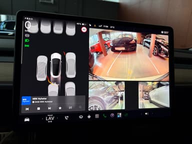 Tesla 2022 bilde 35