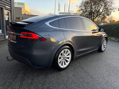 Tesla 2017 bilde 2