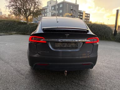 Tesla 2017 bilde 8