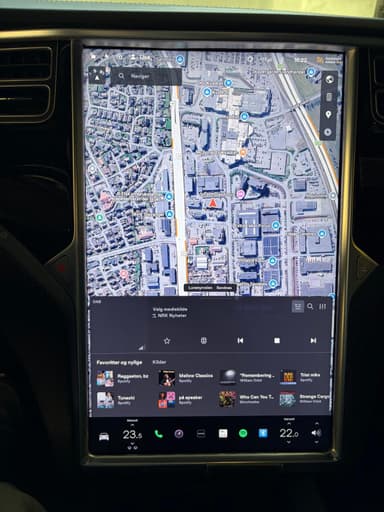 Tesla 2017 bilde 28