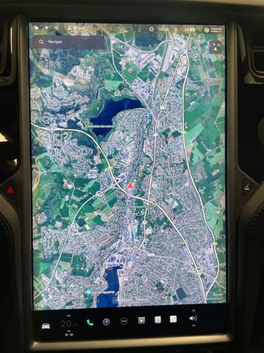 Tesla 2018 bilde 23