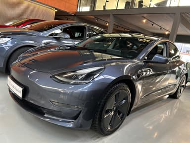 Tesla 2021 bilde 1