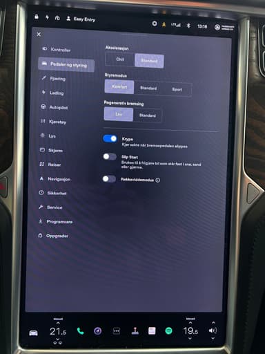 Tesla 2017 bilde 30