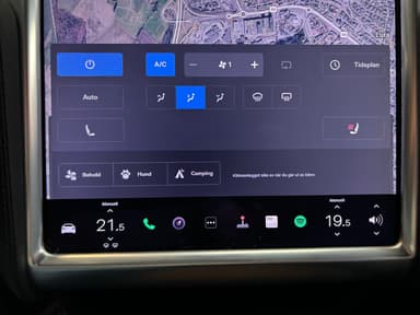 Tesla 2017 bilde 25