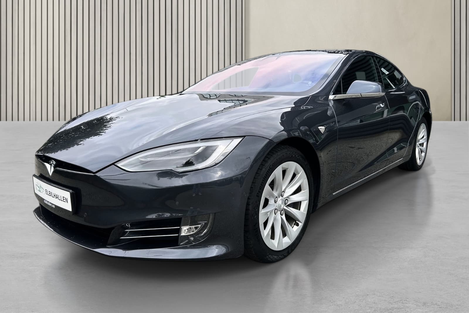 Tesla 2017 0