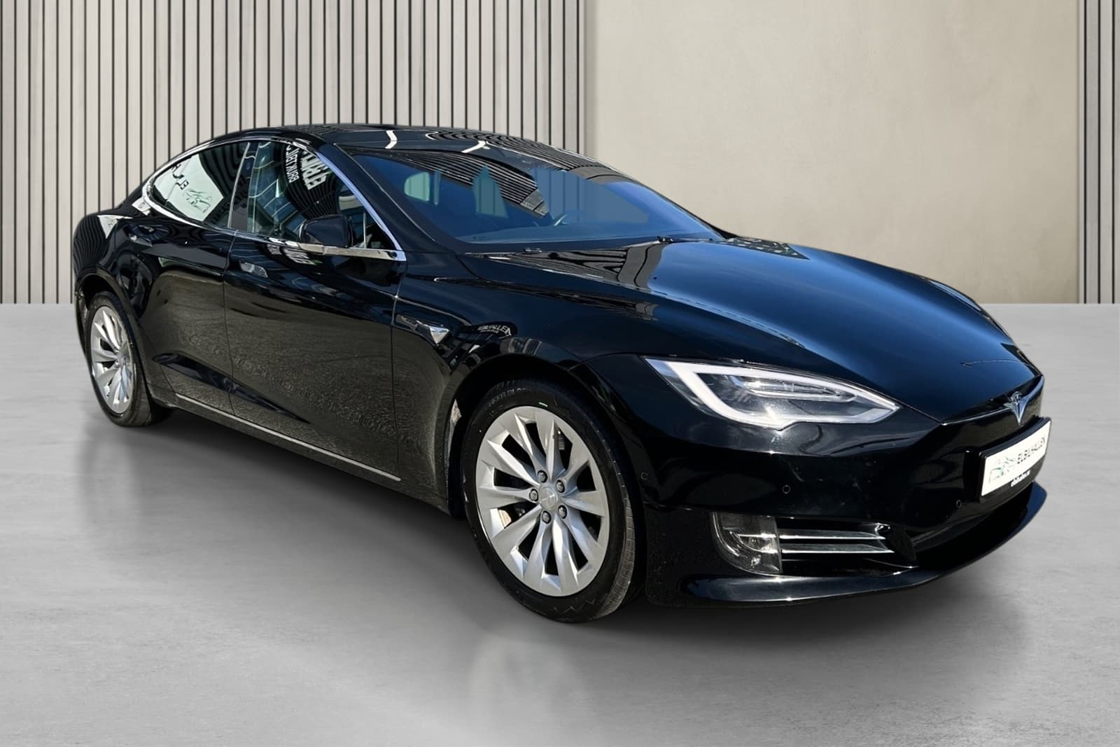 Tesla 2019 0