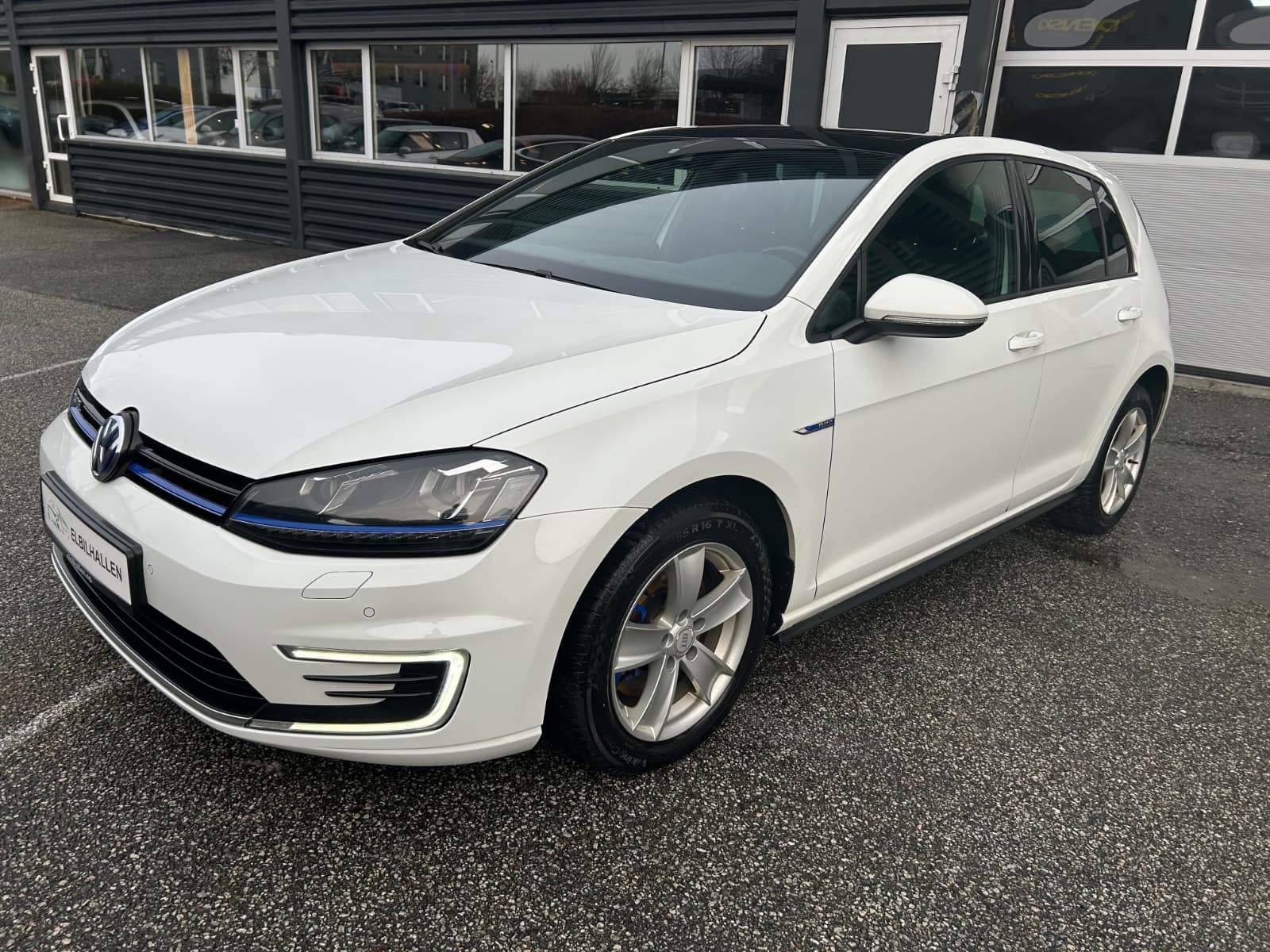 Volkswagen 2015 0 - Elbilhallen