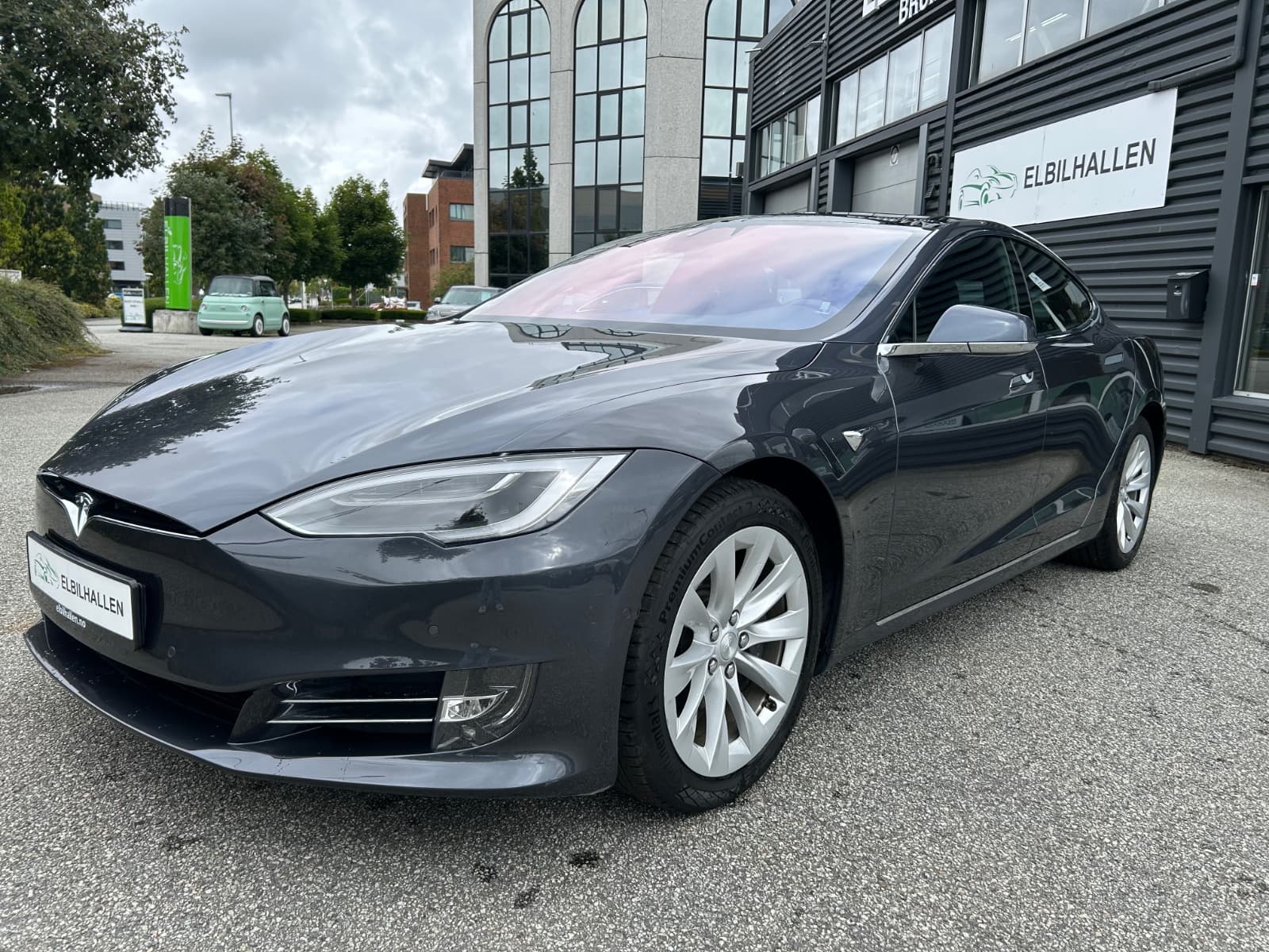 Tesla 2017